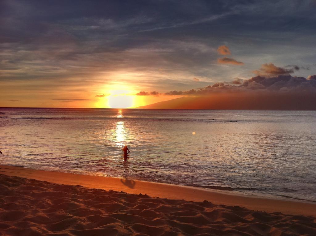 Napili Sunset Beach Front Resort Lahaina Exterior photo